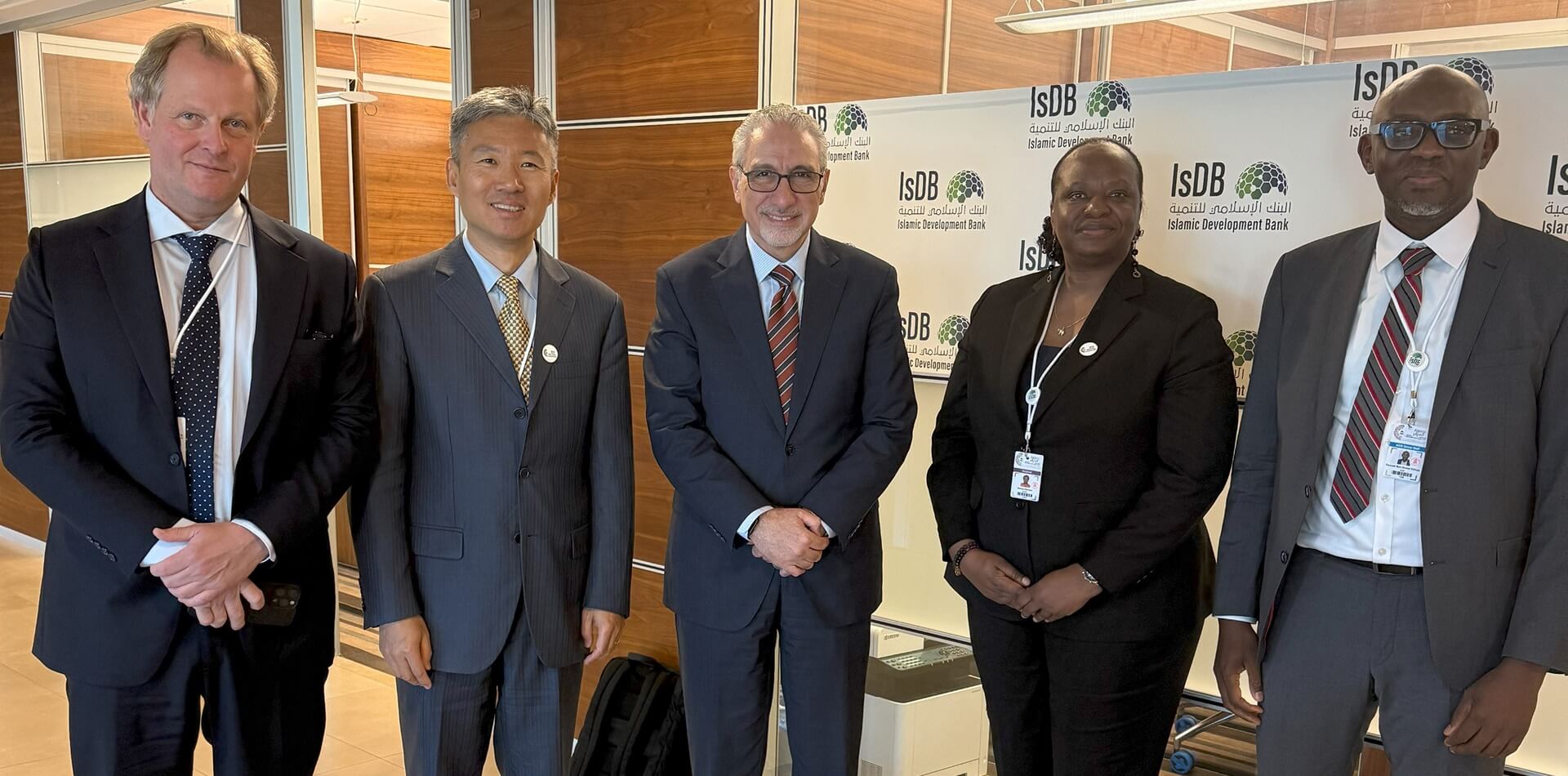 MCDF CEO Joins IsDB Group Annual Meetings to Strengthen Connectivity Collaboration